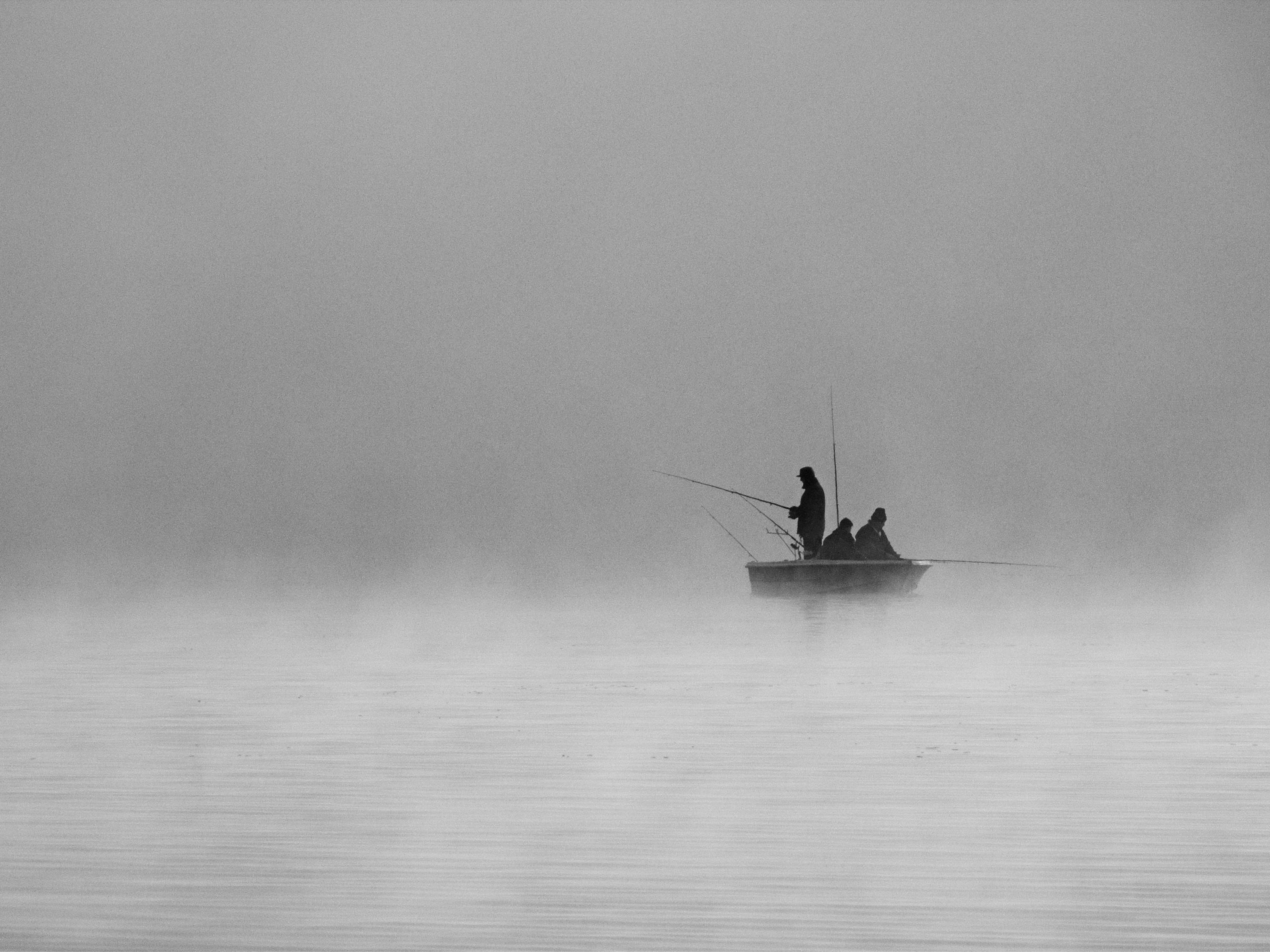 Aldo-Raúl-Luján-Zanetti-Pescando-en-la-madrugada